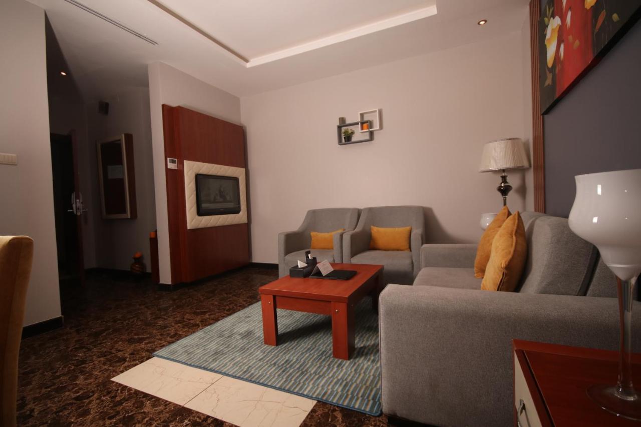 Tobal Al Zahra Hotel Apartments Dżedda Zewnętrze zdjęcie